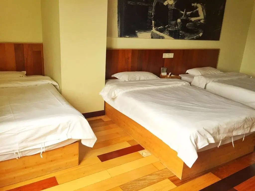 Чунцин: Chongqing Travelling With Hostel Jiefangbei Branch