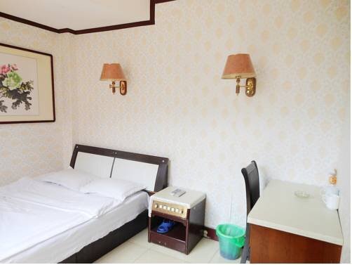 Циндао: Qingdao Hongyunge Hotel