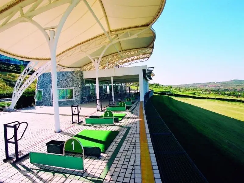 Qingdao Tiantai Golf & Hot Spring Lohas Resort — фото 1