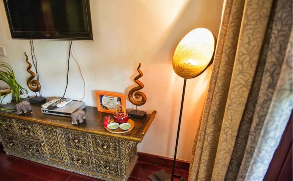 Цзинхун: Xishuangbanna Elephanthome Yododo Inn