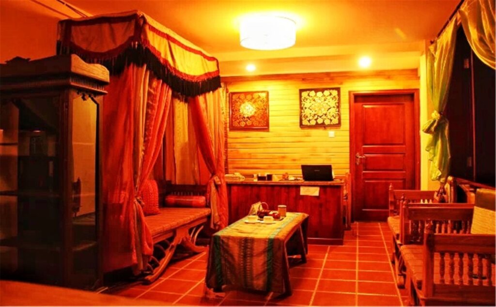 Цзинхун: Xishuangbanna Elephanthome Yododo Inn