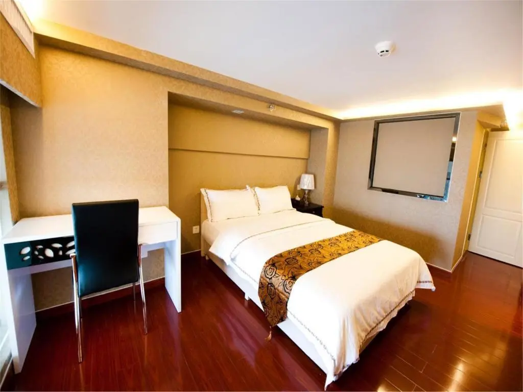 Гуанчжоу: Guangzhou Yicheng Golden Apartment