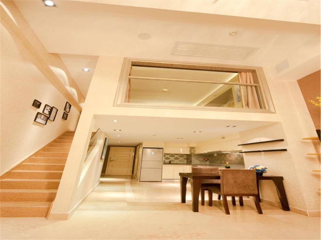 Гуанчжоу: Guangzhou Yicheng Golden Apartment