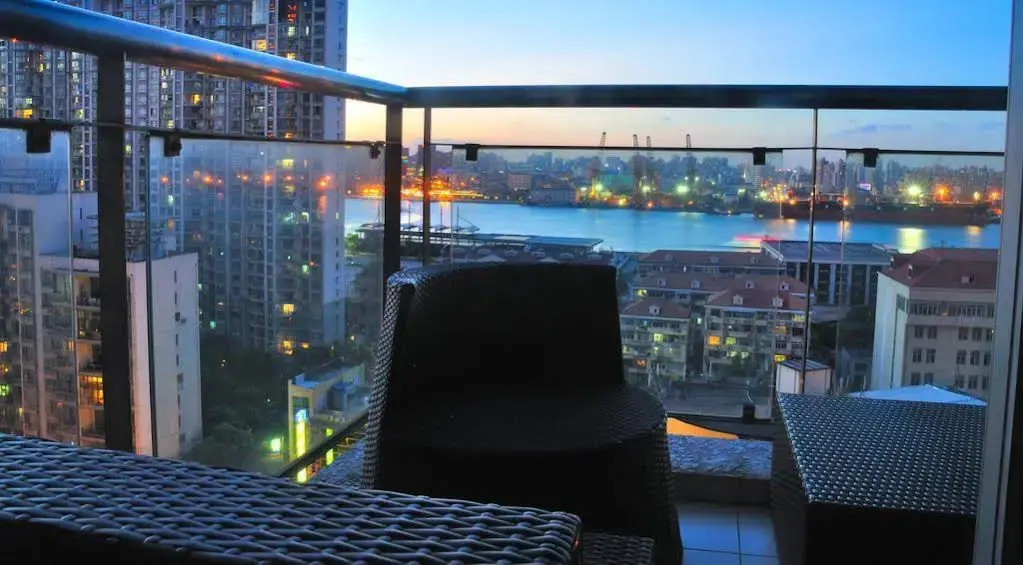 Шанхай: i Shangju Service Apartment
