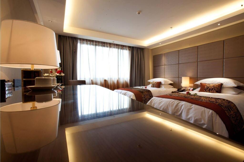Yiwu Wendemu International Hotel — фото 1