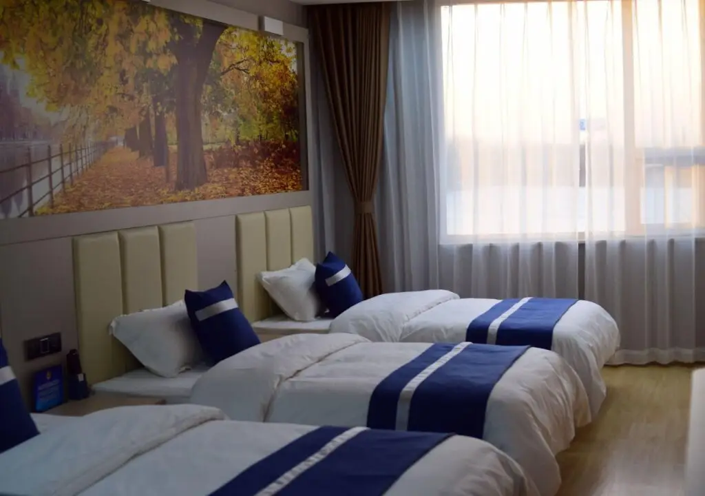 Пекин: Golden Phoenix Hotel