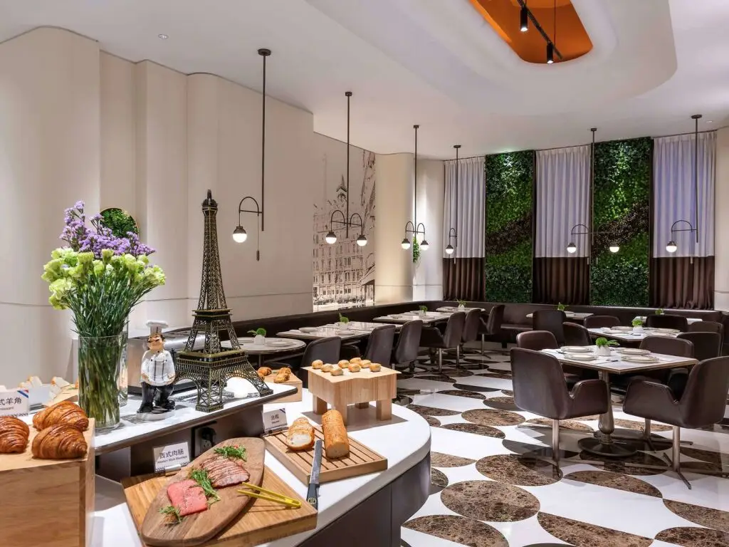 Шанхай: Mercure Shanghai Hongqiao Central (Opening August 2018)