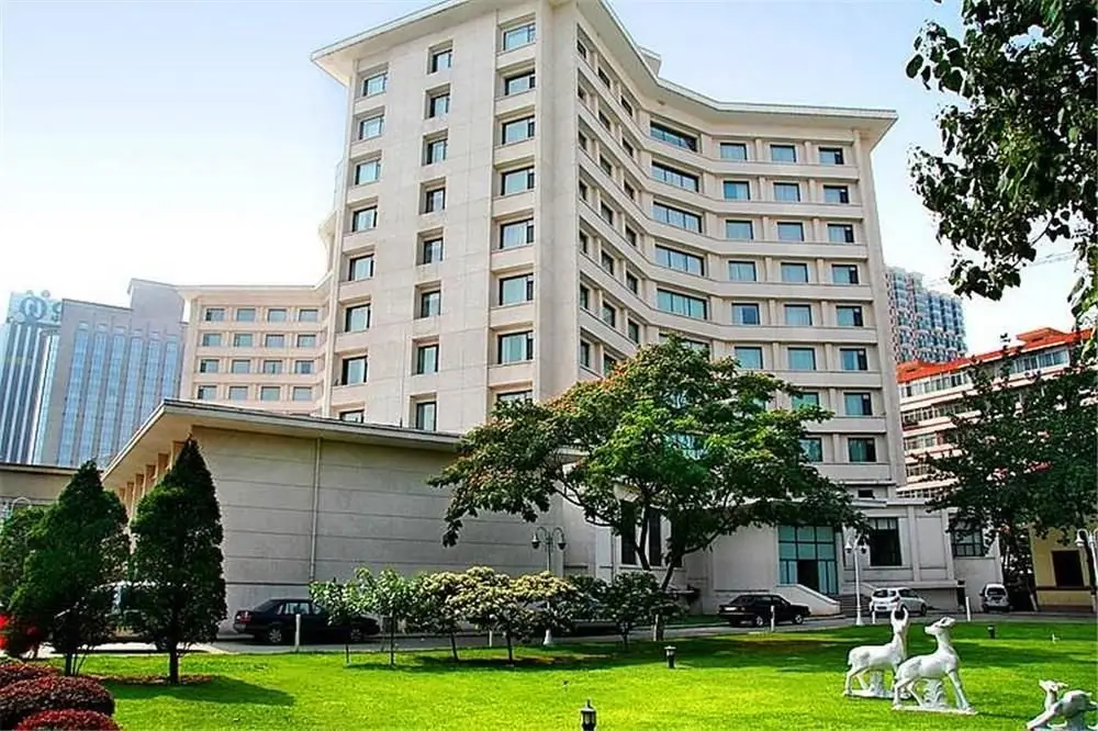 Shanxi Yingze Hotel — фото 1