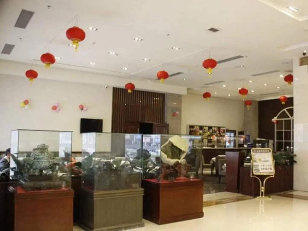 Чжухай: Zhuhai Paragon Holiday Hotel