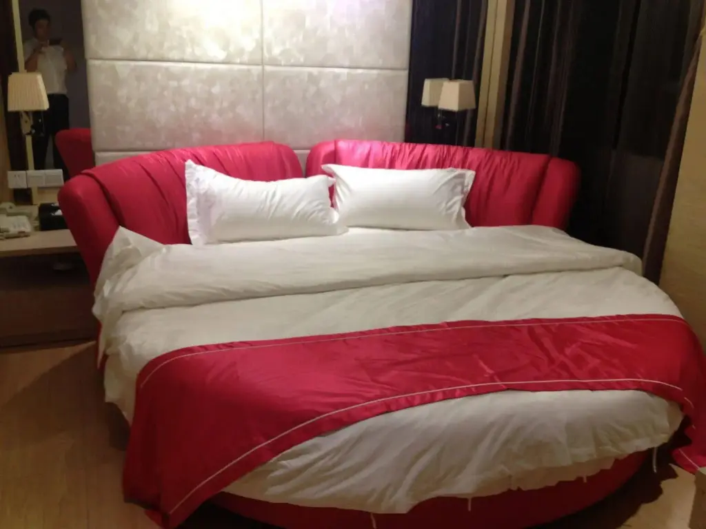 Гуанчжоу: Super 8 Hotel Guangdong University of Foreign Studies