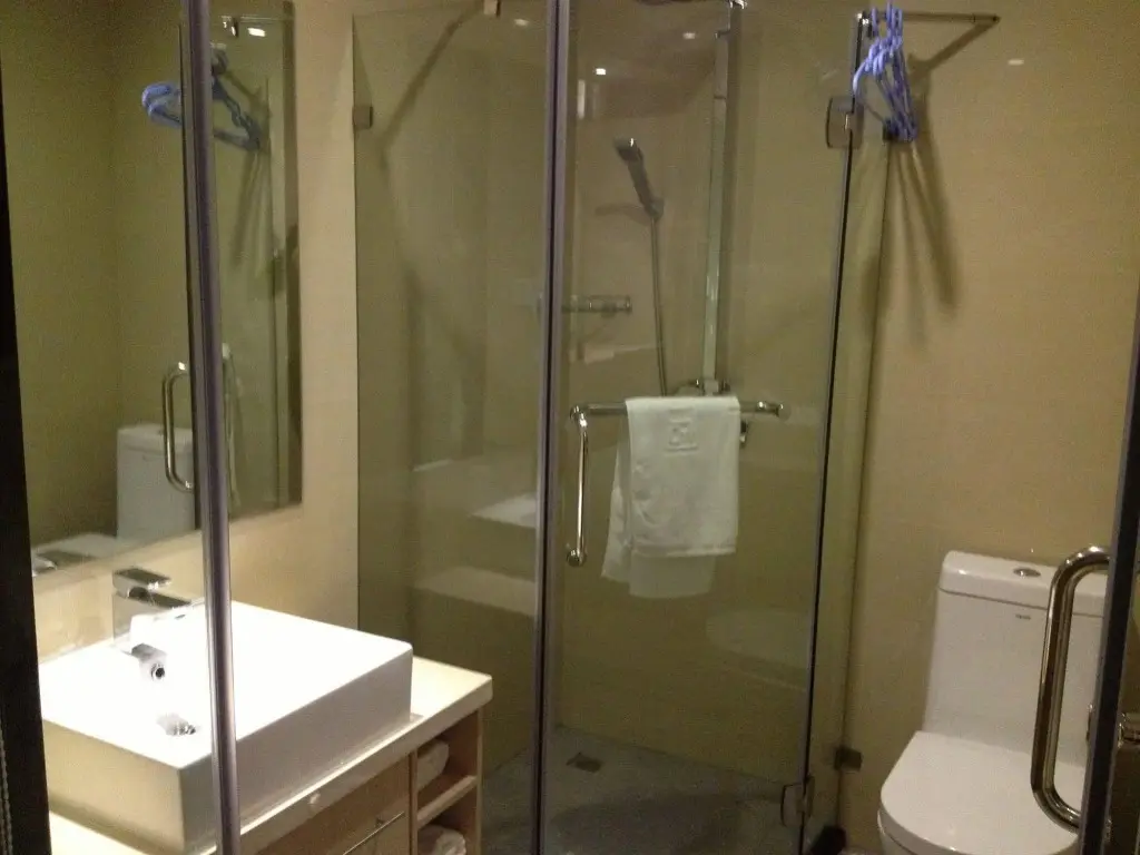 Гуанчжоу: Super 8 Hotel Guangdong University of Foreign Studies