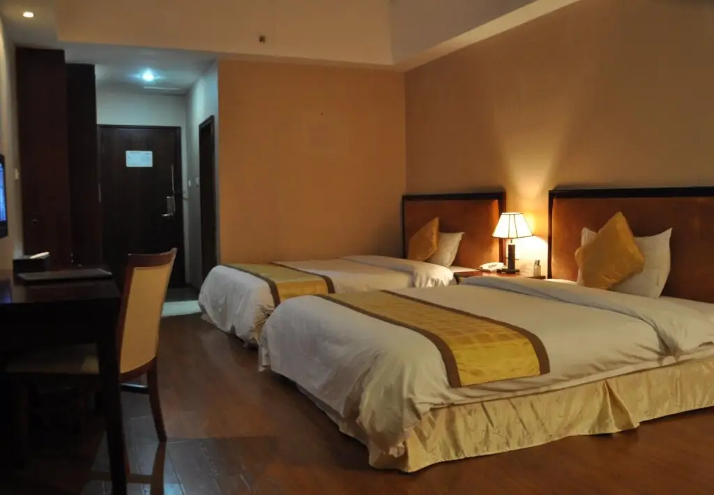 Шэньчжэнь: Shenzhen Bingxilai Hotel