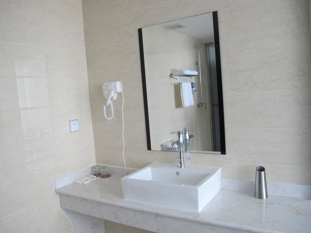 Пекин: Super 8 Hotel Beijing Capital Airport Tian Zhu