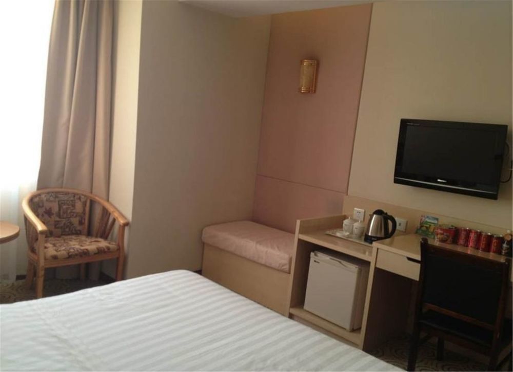 Далянь: Intercity Hotel