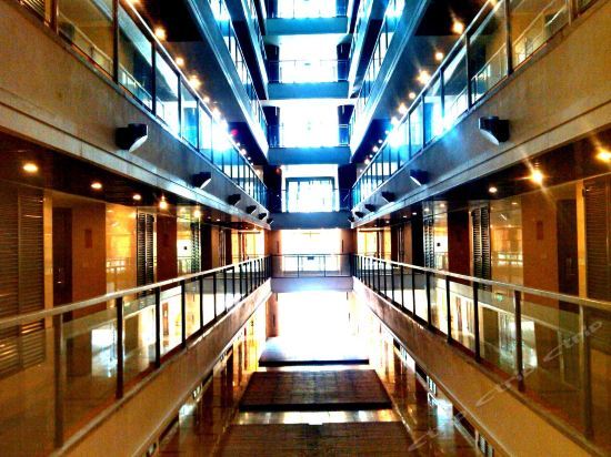 Вэнчен: Dream Plus Apart Hotel & Youth Hostel