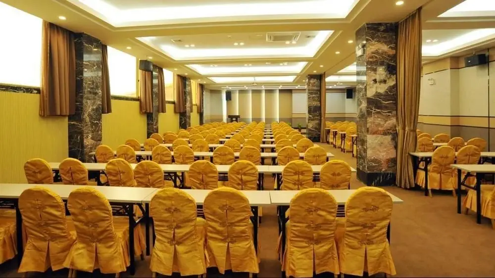 Гуйлинь: Jinshuiwan International Hotel Guilin High Speed Railway North Station Branch