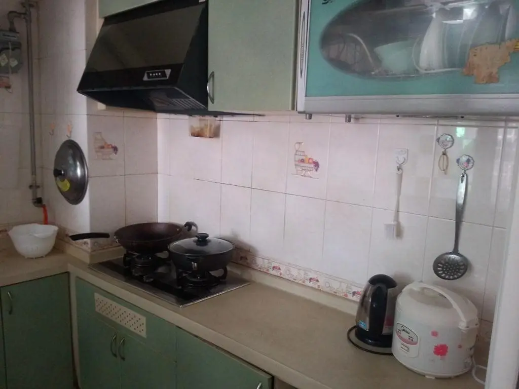 Шэньчжэнь: Shenzhen Leyi Family Apartment