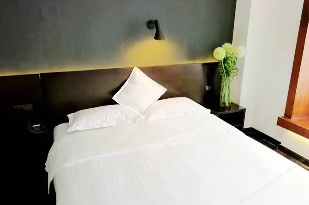 Шанхай: 8 Art Hotel on the Bund