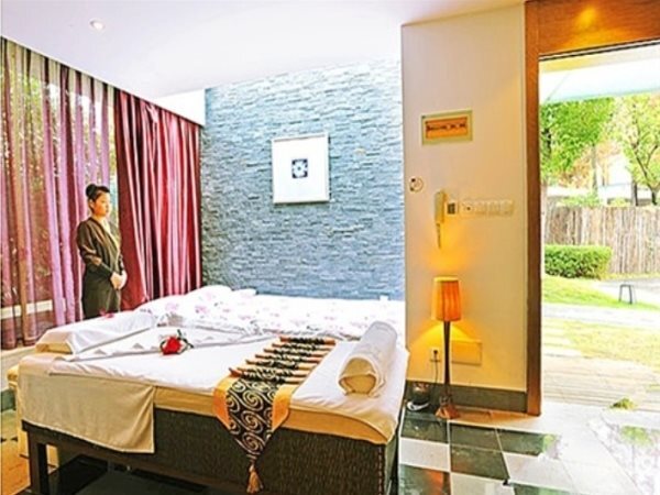Цзюцзян: Lushan Resort