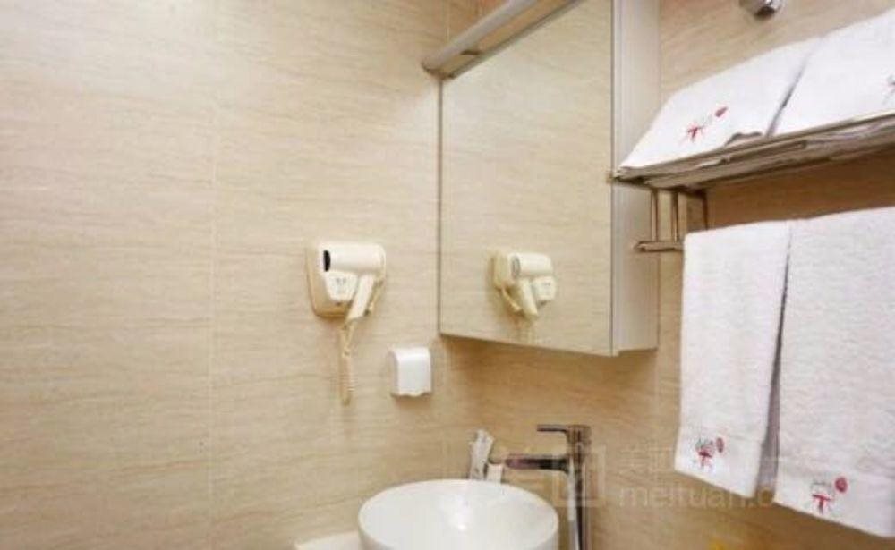 Шэньян: Tang Feng Art Hotel Middle Street