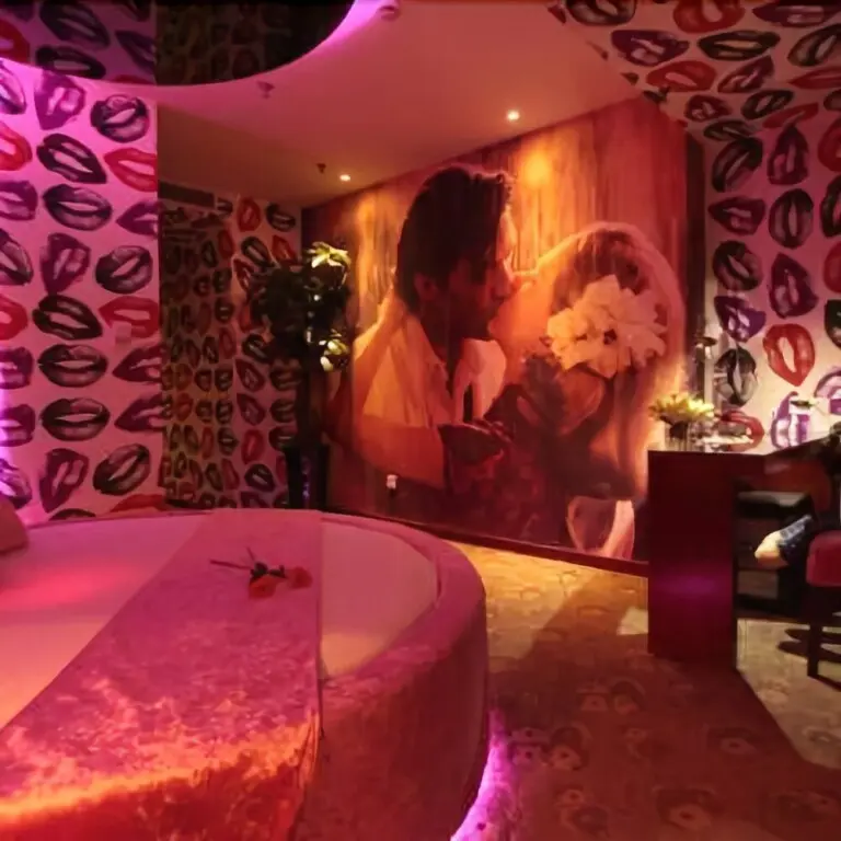 Шанхай: Love Theme Hotel - Shanghai Yuyuan Garden Branch