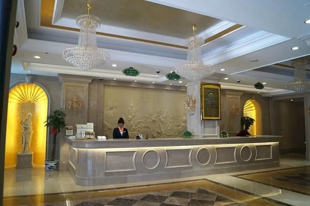 Шанхай: Shanghai Vienna Boutique Hotel Qibao