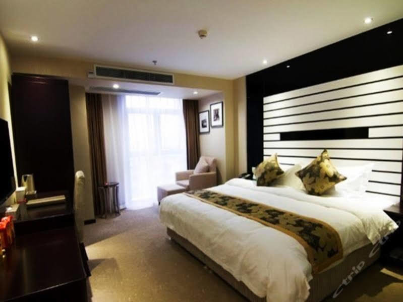 Чунцин: Esun Hotel