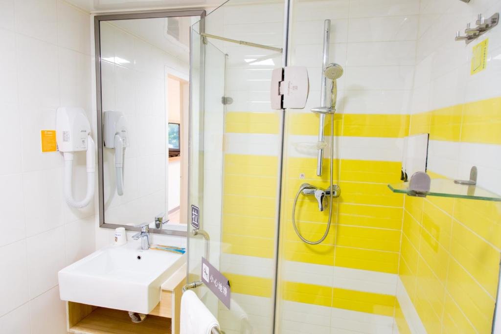 Гуанчжоу: 7 Days Hotel Guangzhou Kecun Metro Station Guangzhou Ta