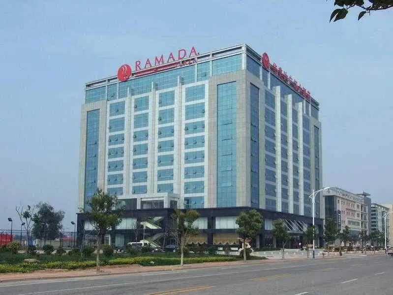 Яньтай: Ramada Plaza