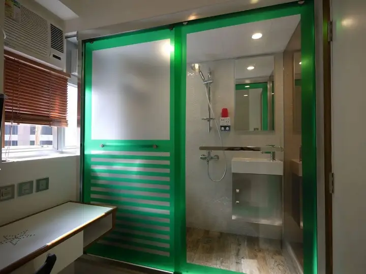 Гонконг: Pandas Hostel - Star Ferry