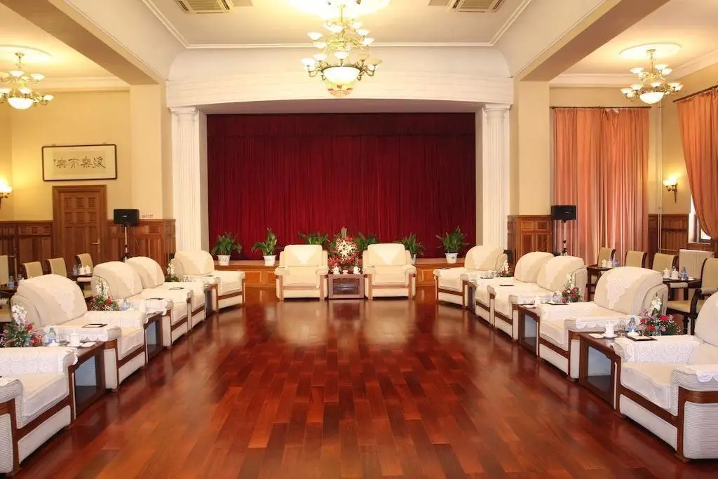Тяньцзинь: Tianjin Zhengxie Club Hotel