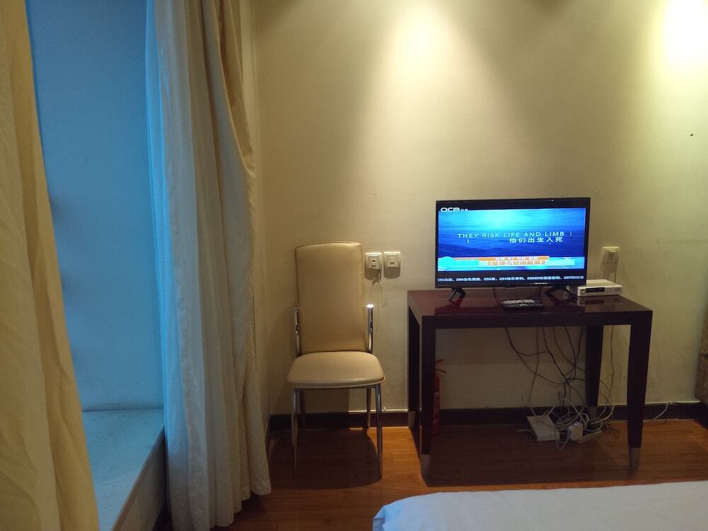 Jiarong Apartment Hotel — фото 1