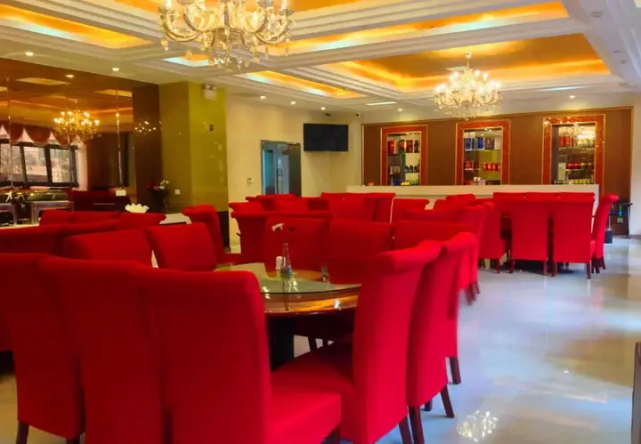Шанхай: City Garden Hotel