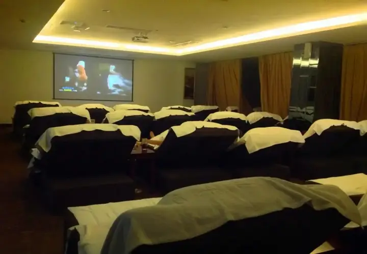 Шанхай: City Garden Hotel