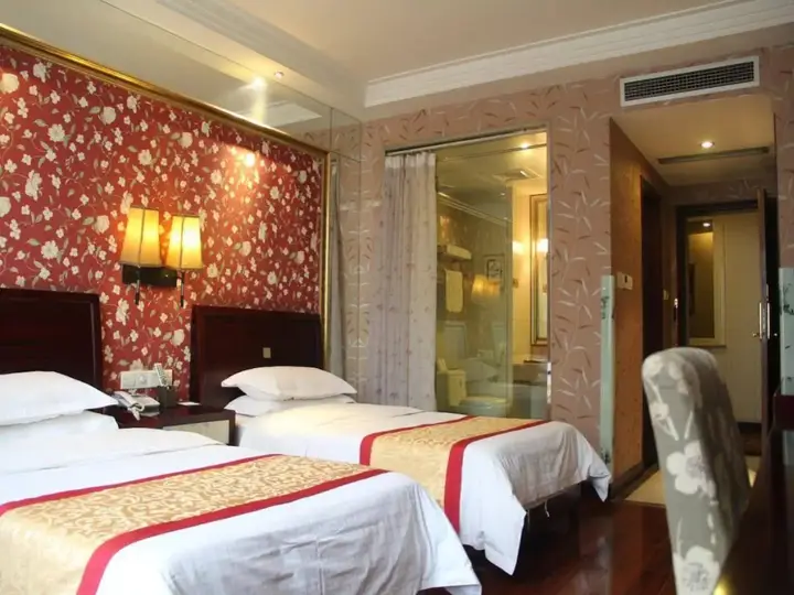 Чэнду: XAuxerre Hotel