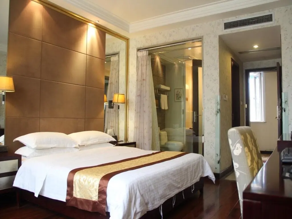 Чэнду: XAuxerre Hotel