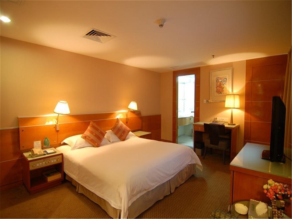 Гуанчжоу: Guangzhou Hong Fan Hotel (Yihe)