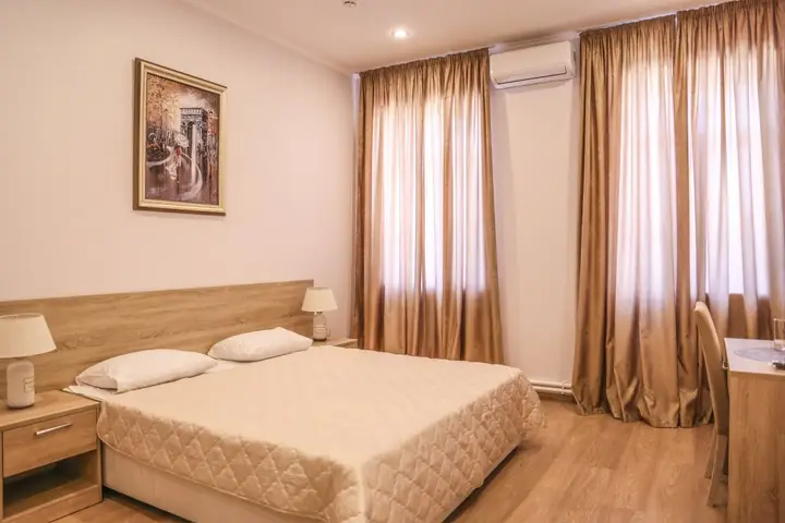 Лобня: Kalinina 8 Mini-Hotel