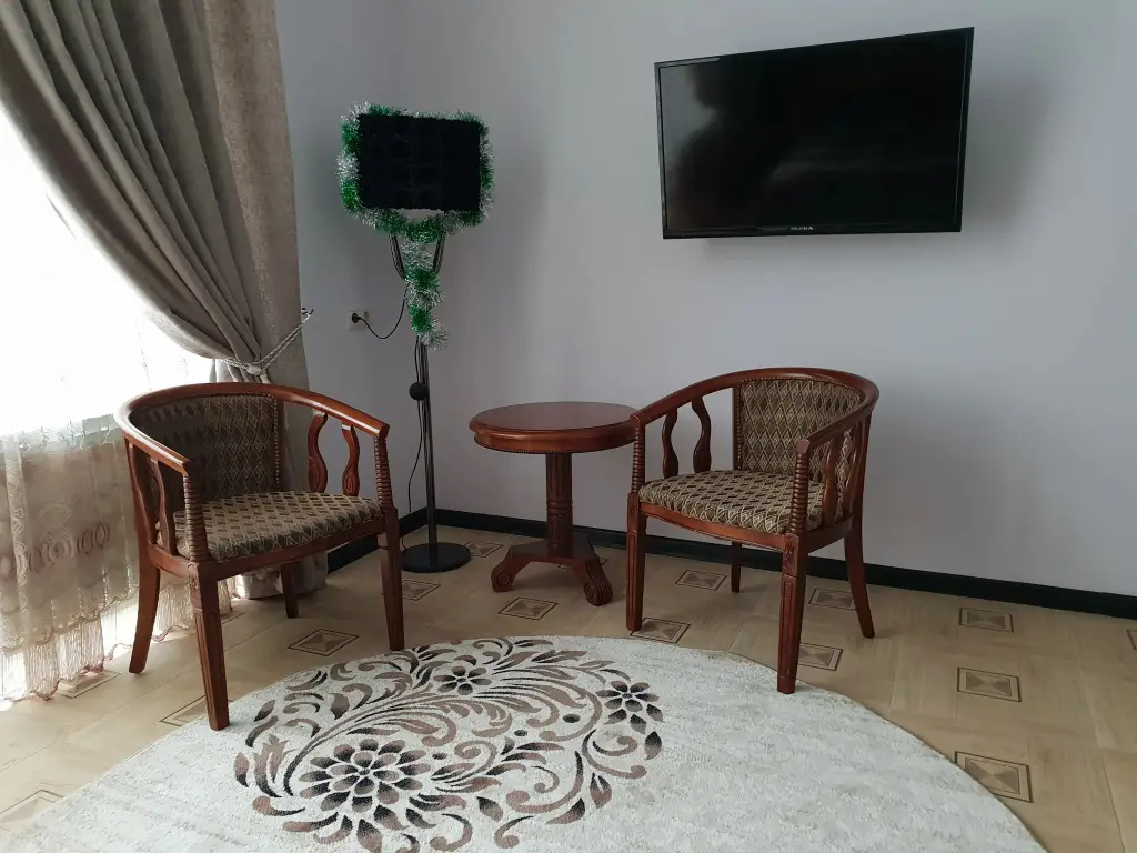 Лобня: Kalinina 8 Mini-Hotel