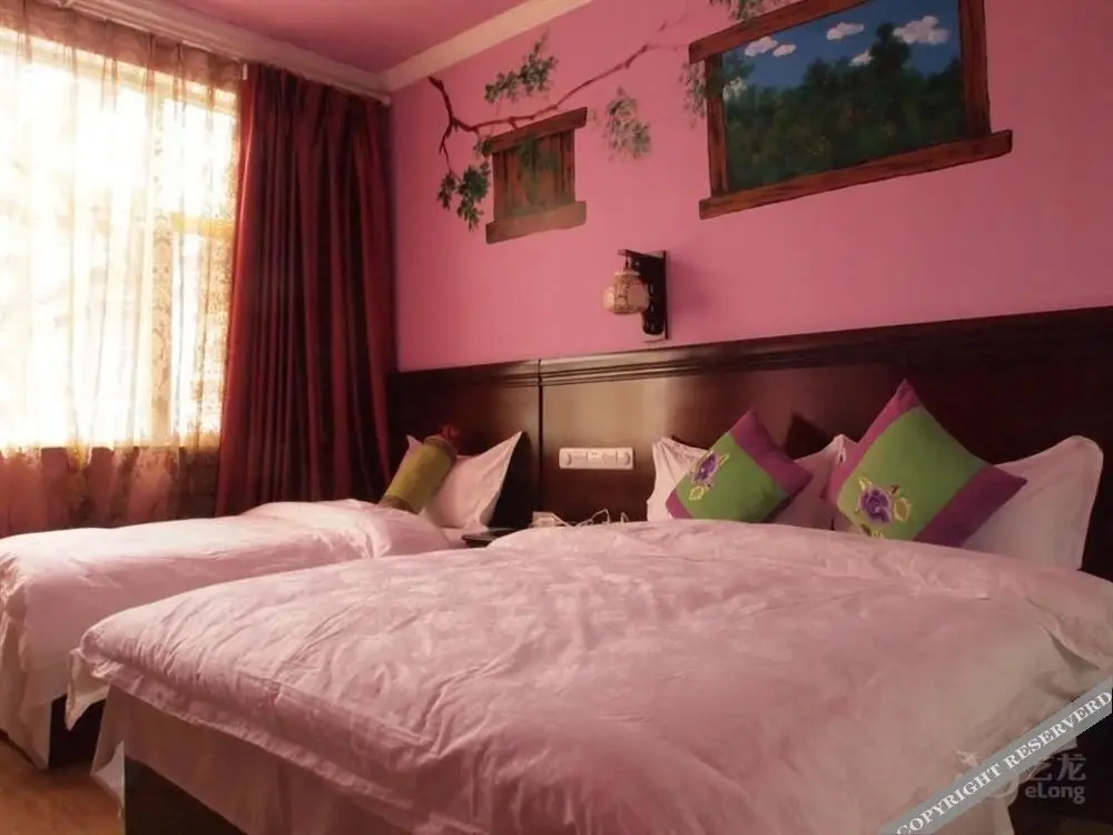 Дали: Dali Wuwei Inn