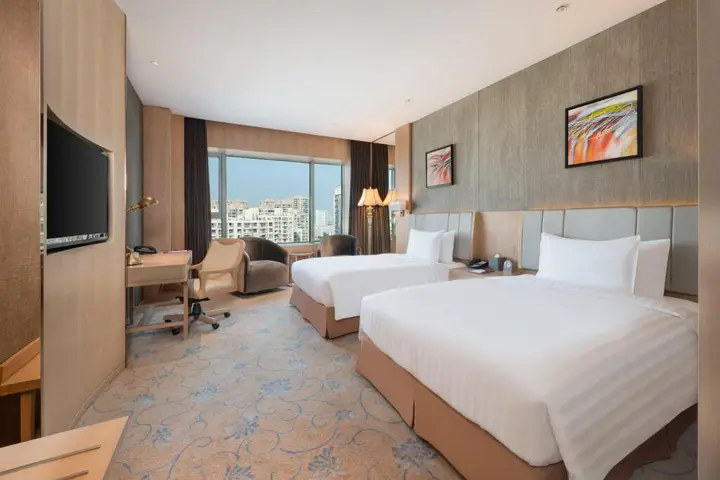 Шанхай: Crowne Plaza Shanghai Noah Square by IHG