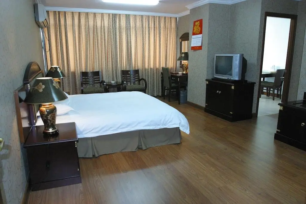 Шанхай: Dongyuan Hotel
