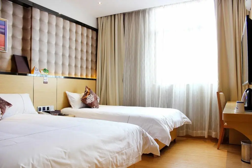 Шэньчжэнь: Thank Inn Hotel Guangdong Shenzhen Airport Hourui Metro Station