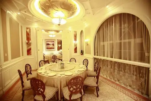 Пекин: Renji Hotel
