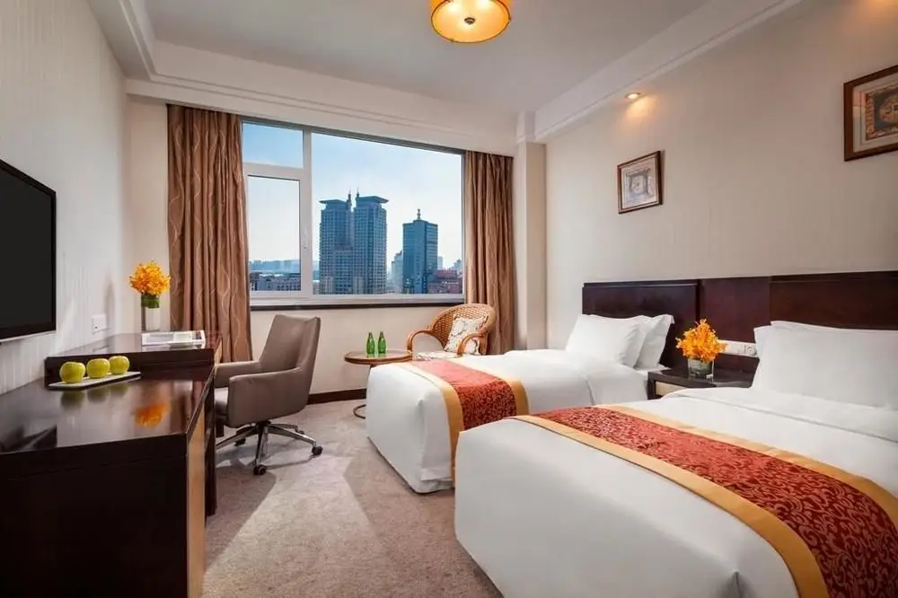 Цзинань: Jinan Luneng Xinyi Hotel
