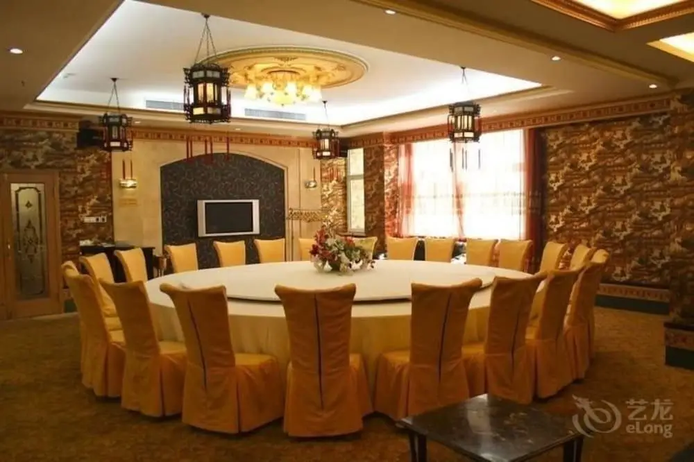 Далянь: Dalian Victoria International Hotel