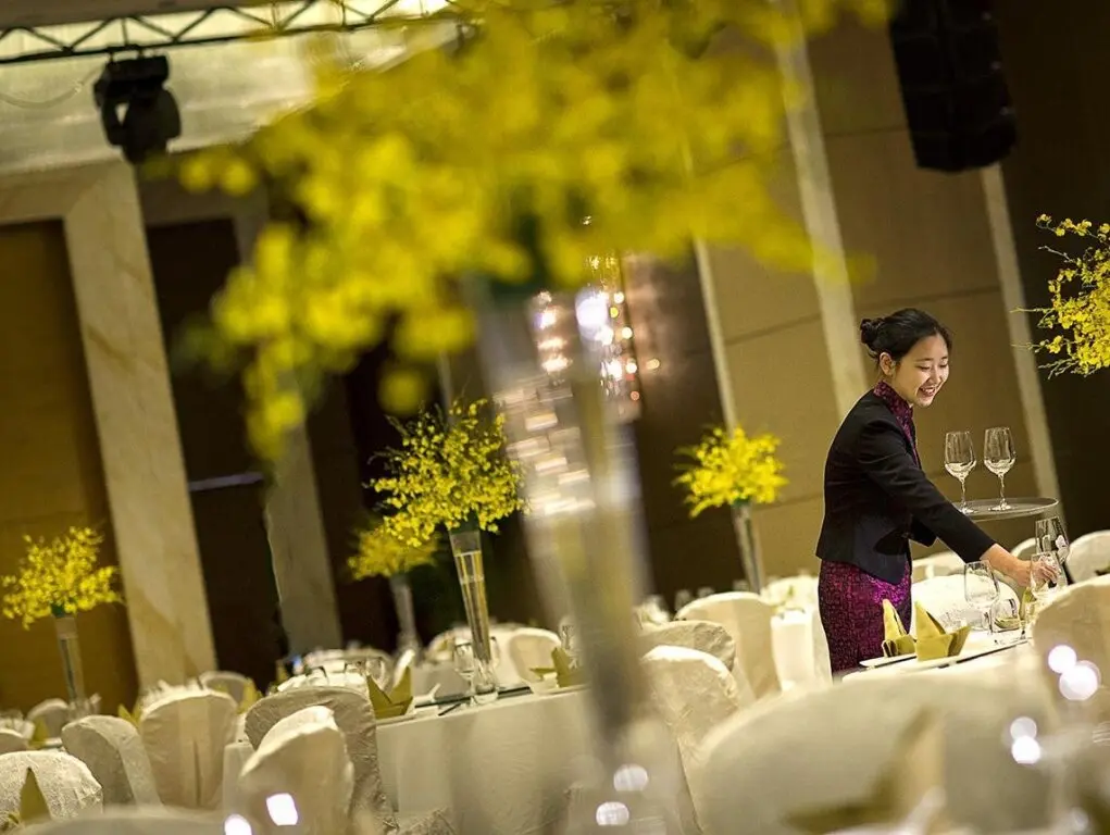 Иу: Expo Center Hotel