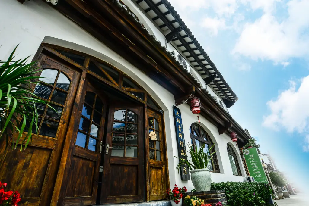 Дали: E-outfitting Boutique Hotel DaLi