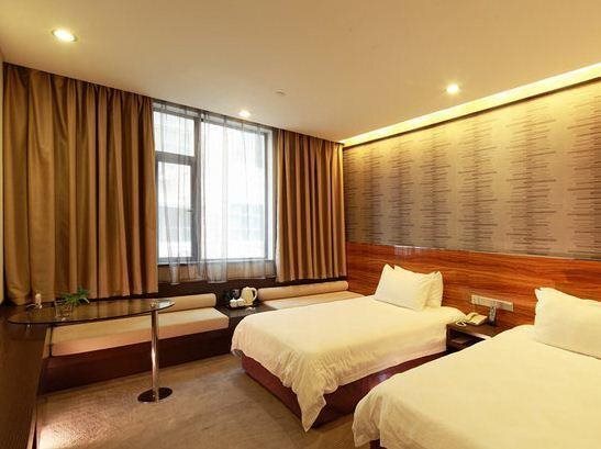 Нанкин: Nanjing Grand 5D Hotel