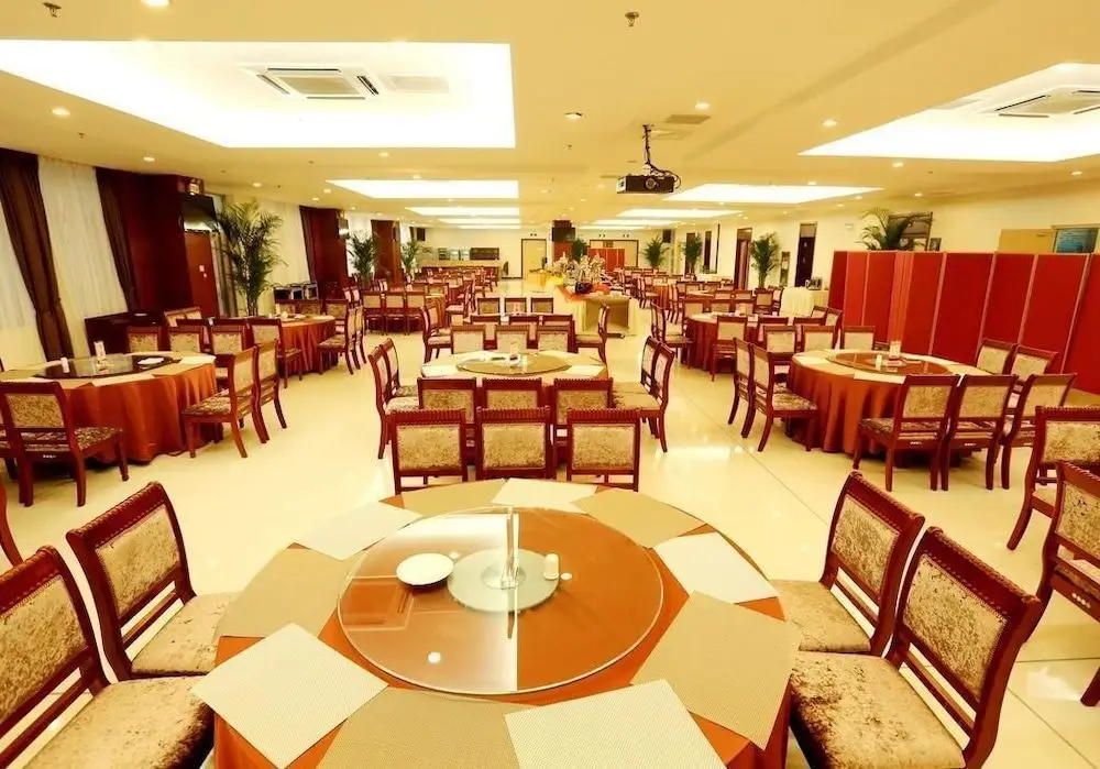 Яньтай: Haiyue Hotel Yantai